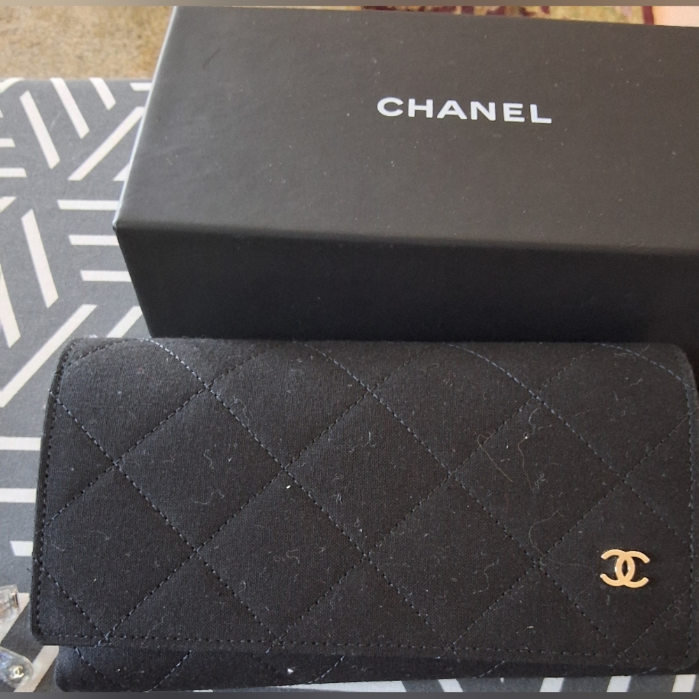 CHANEL Clear glitter shimmer Round Frame Sunglasses with Gray Lenses - Picture 7 of 11
